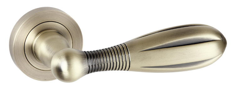Cambridge Old English Door Handle Set (square edge rose)